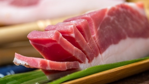 由涨转降：猪肉价格在连续上涨19个月后首次下降