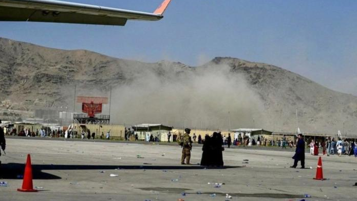 喀布尔机场爆炸已致近200名阿富汗人死亡