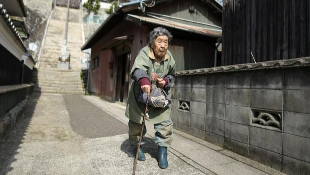 什吗？数十万日本老人要来中国养老？